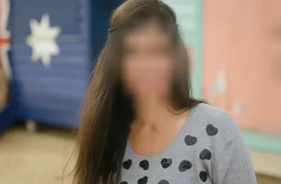 Antonia, 39
