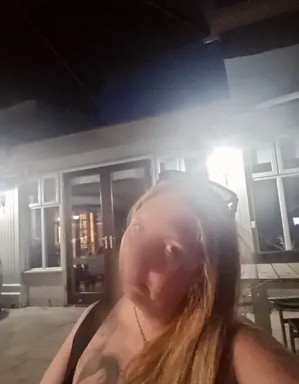 Esra, 35