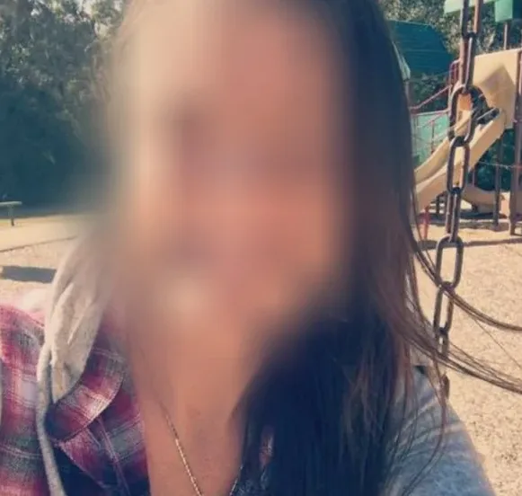 Leyla, 39