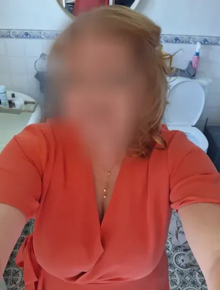 Özlem, 38